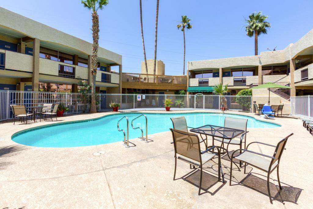 Motel 6 Glendale Az Eksteriør bilde