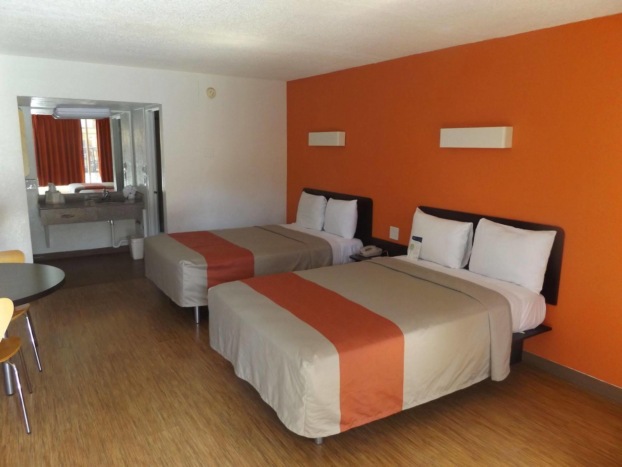 Motel 6 Glendale Az Eksteriør bilde