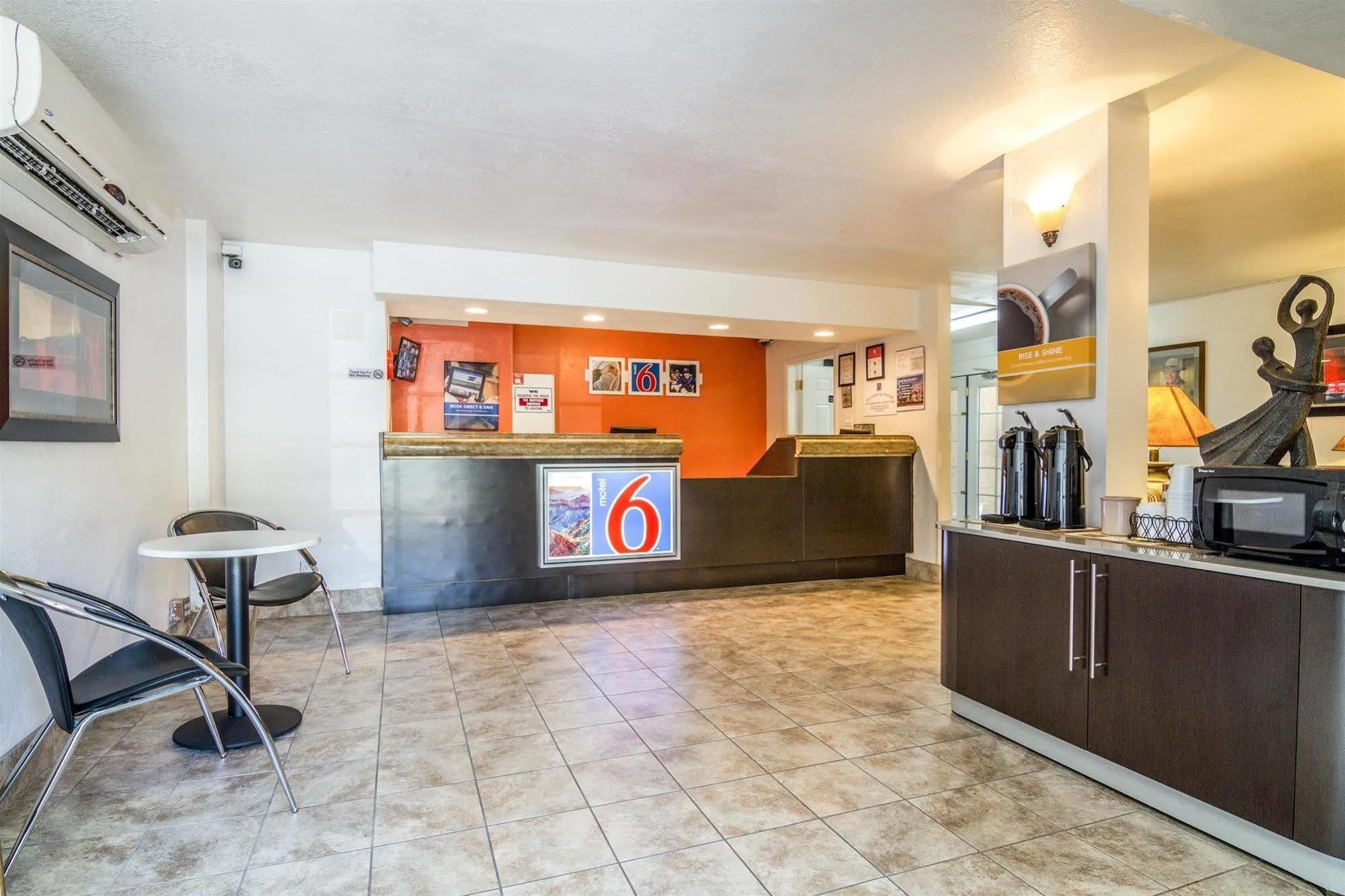 Motel 6 Glendale Az Eksteriør bilde